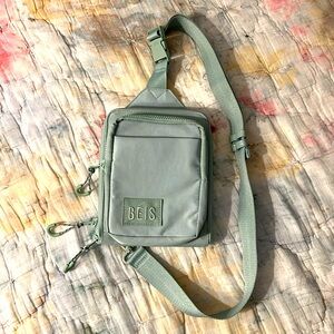 BEIS The Sport Sling